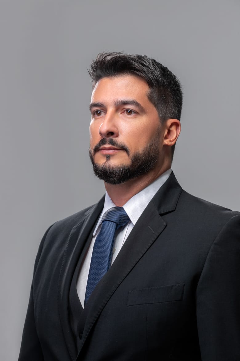 THIAGO DOS SANTOS SOARES