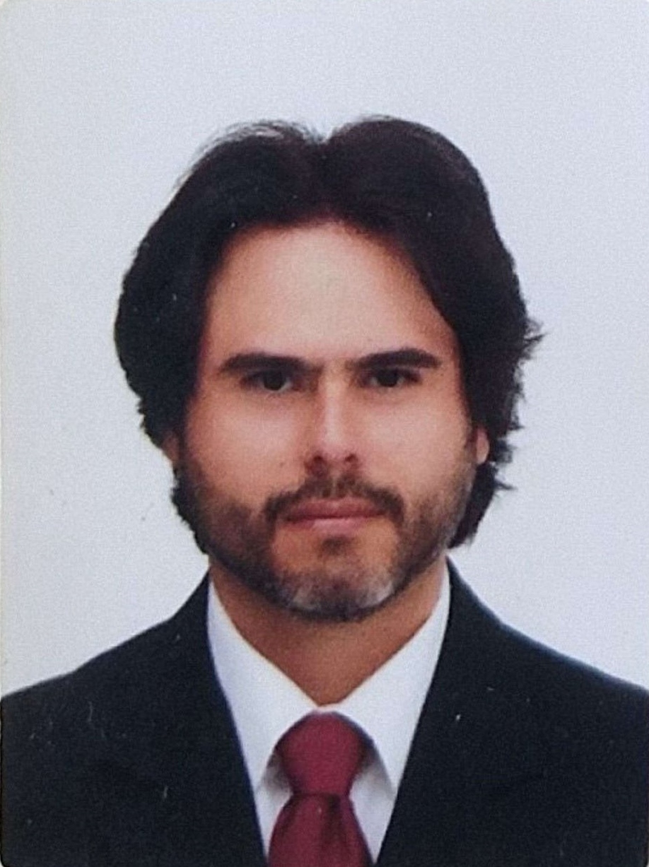 RENATO CÉSARE PINTO DE OLIVEIRA